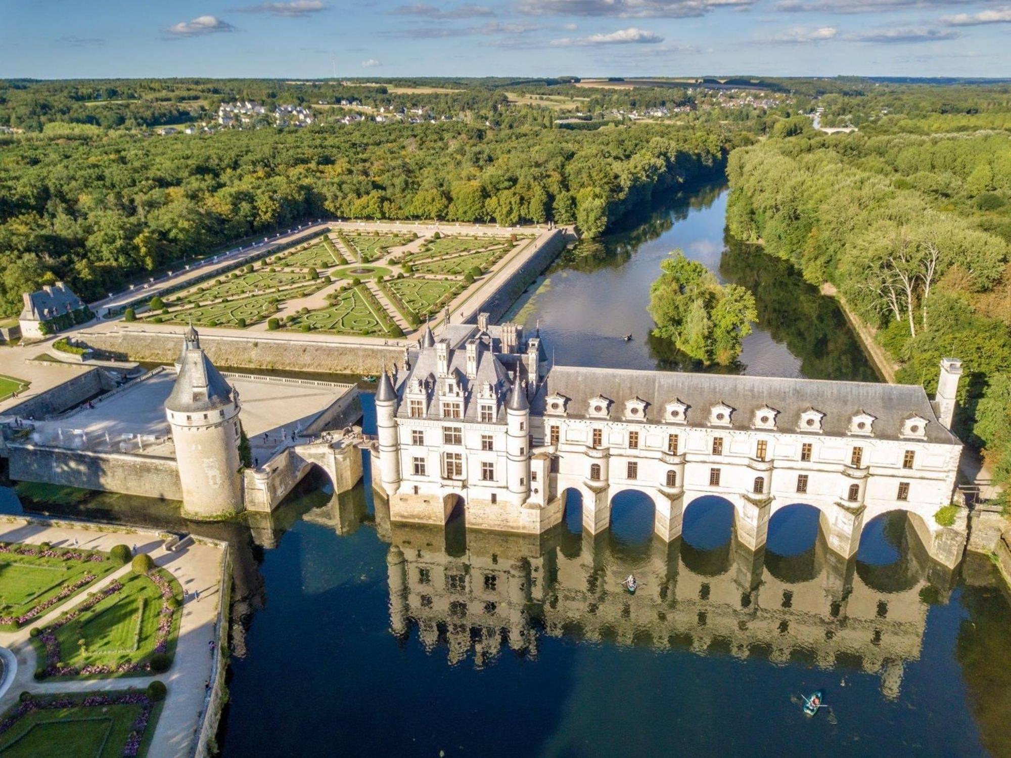 Blois City - Le Petit Saint Jean Esterno foto