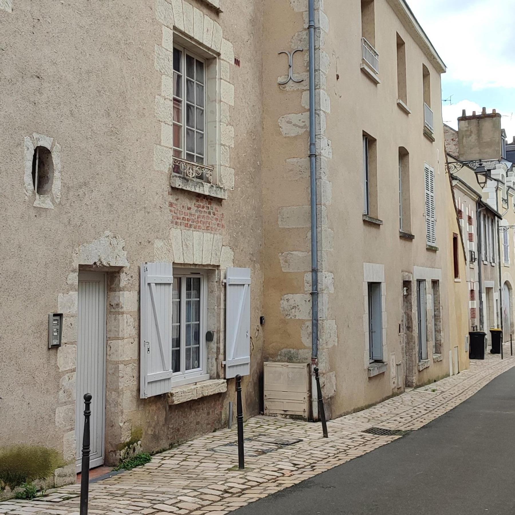 Blois City - Le Petit Saint Jean Esterno foto